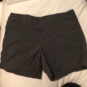 Columbia Women’s Silver Ridge Stretch Shorts